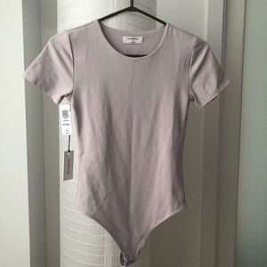 Babaton Contour Tee Bodysuit, Munro Mauve, Size S